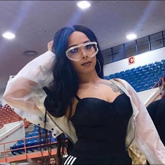 Designer glasses - Picture 2 of 5